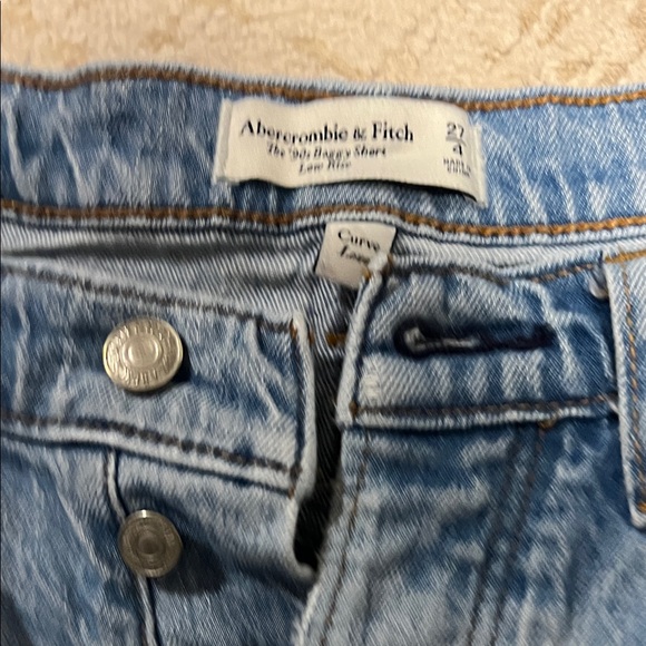 Abercrombie & Fitch Frayed Hem Blue Jean Shorts size 27 - Picture 2 of 3